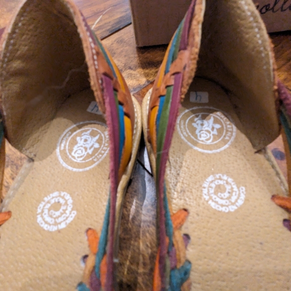 Macerena Collection Huarache~ Boho- Hippie ~ Mexican Colorful Leather Sandal - Picture 4 of 7